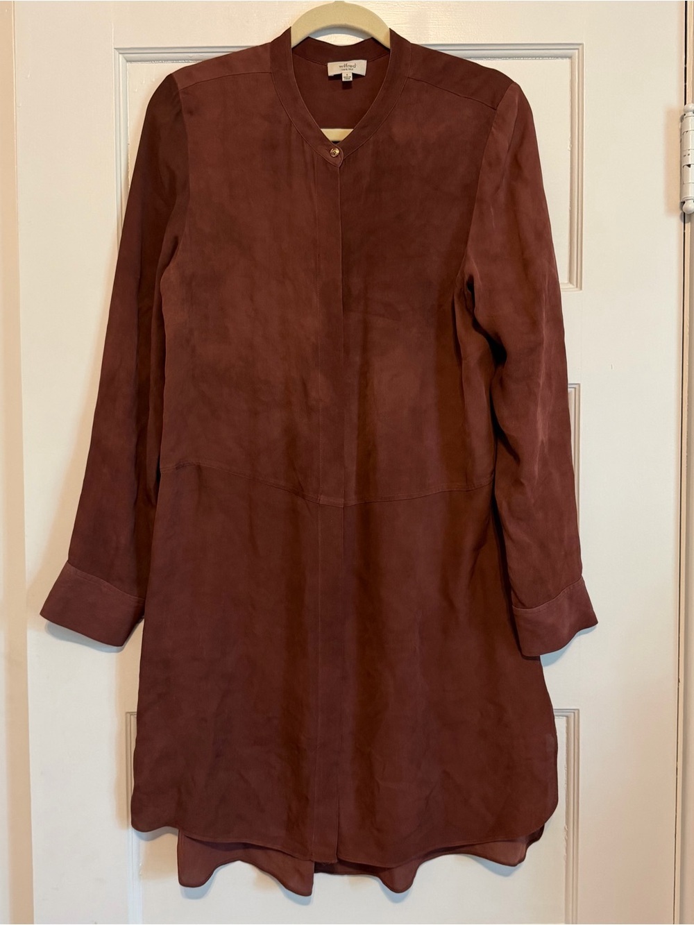 Wilfred Aritzia 100% Silk Tunic Blouse Small Brown Hidden Button Long Sleeve